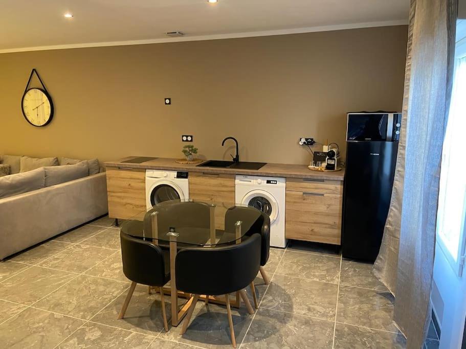 Maison Avec Jacuzzi Orange  Ngoại thất bức ảnh