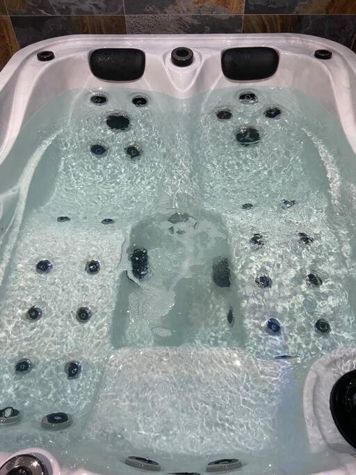Maison Avec Jacuzzi Orange  Ngoại thất bức ảnh